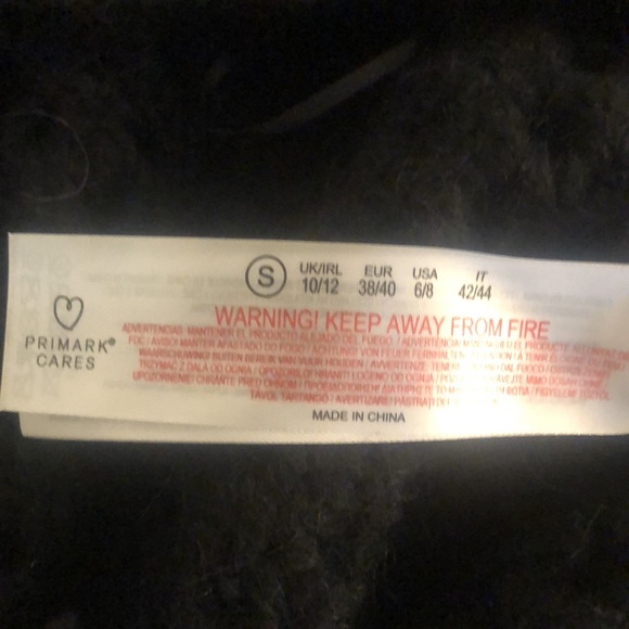 Rita Ora x Primark crochet shrug sweater - Picture 5 of 6